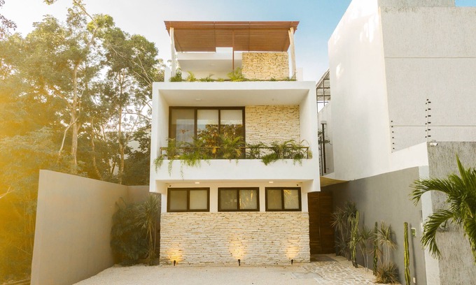 Tulum Villa | Spacious and Private 3 Bedroom Jungle Villa close to cenotes