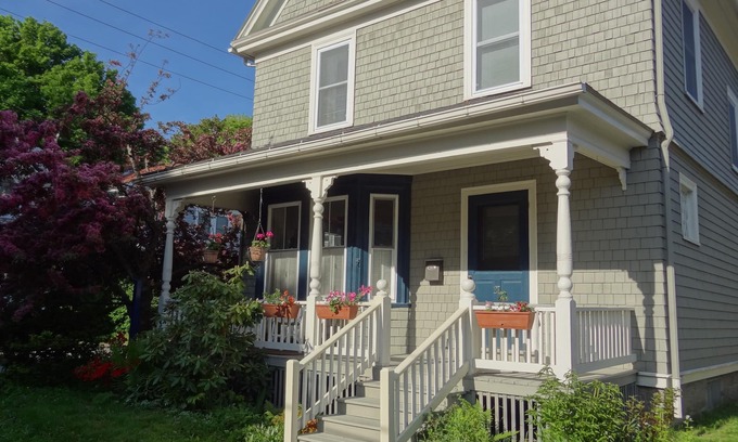 Bar Harbor Cottage | Spacious in-town cottage w/home office. Walk everywhere from your front steps.