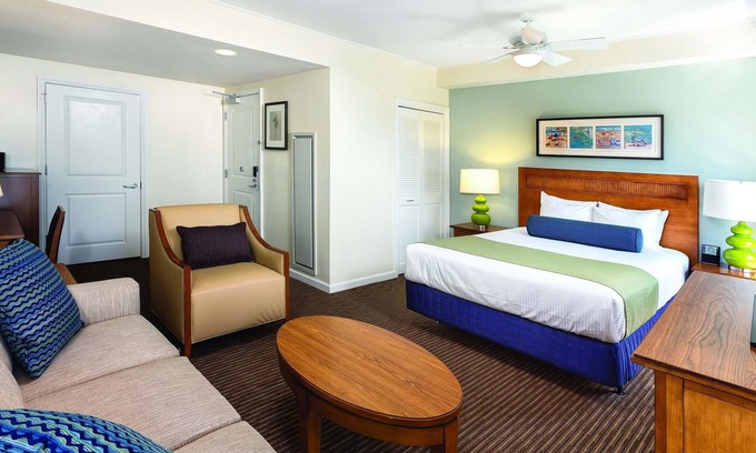 Townsite Resort | Spacious Studio Across from the Pier w/Beach Access, Resort Pool & Free WiFi