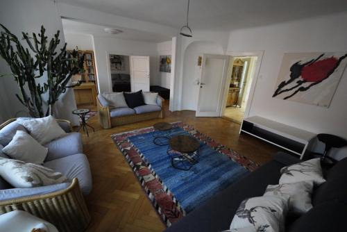 Graz City Centre Apartment | Spacious Urban Home l Self Checkin