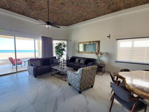 Puerto Penasco House | Spacious Villa 14 Beachfront