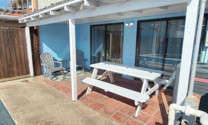 South Padre Island House | Sparky's Pool House