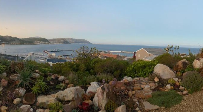 Simon's Town House | Spectacular views Simonstown