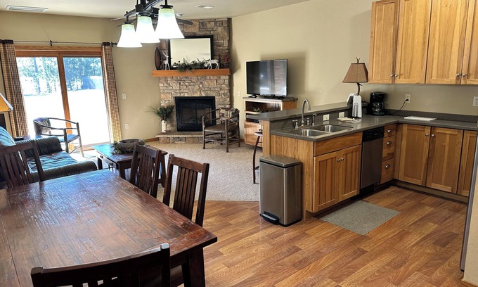Eagle River Apartment | Spirit of the Northwoods