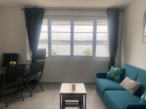 Bandol Apartment | Splendide Studio Miramar vue mer avec terrasse