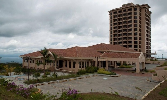 Laurel Hotel | Splendido Taal Country Club