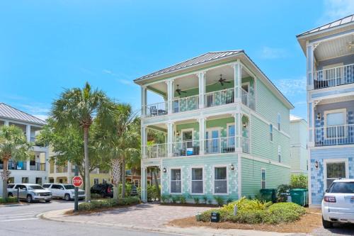 Villages of Crystal Beach House | Splish Splash Pet friendly Pool view