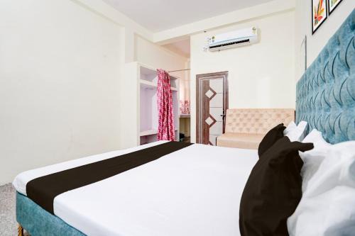 Naini Hotel | SPOT ON Sangam House