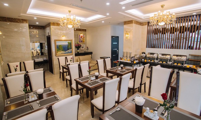 Dich Vong Hau Hotel | Spring Hotel Hanoi