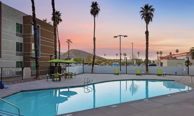 Palm Desert Hotel | SpringHill Suites by Marriott Palm Desert
