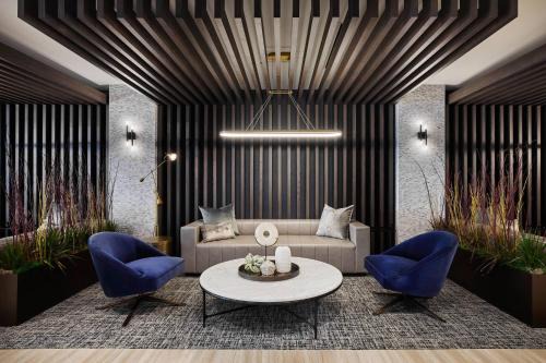 Chinatown Hotel | SpringHill Suites by Marriott Chicago Chinatown