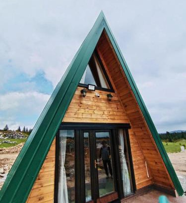 Zabljak Ski Chalet | Squirrel's House