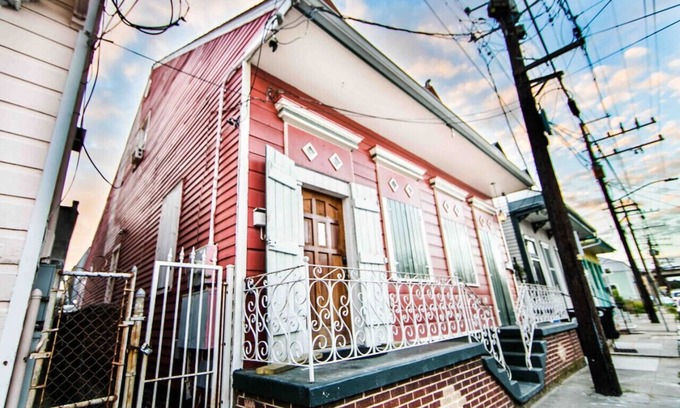 Treme House | St. Ann Historic Creole Cottage with Pool, Close to the French Quarter