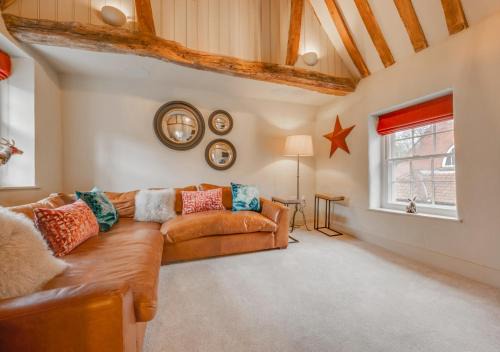 Little Walsingham House | St Gabriels