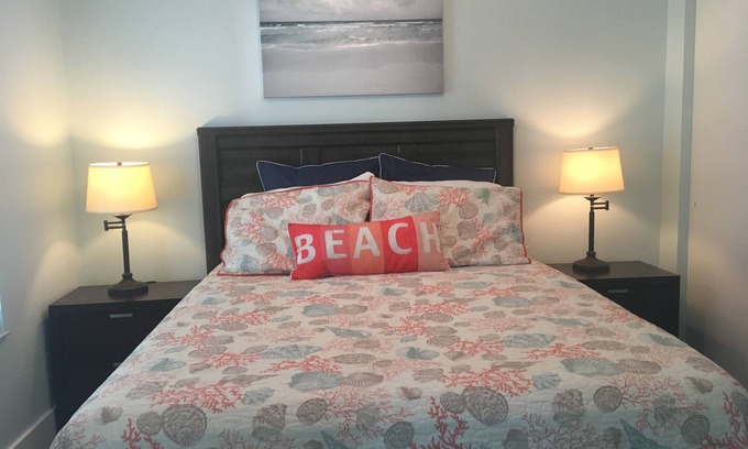 St. Pete Beach Cottage | St Pete Beach, 1 Bed/1 Bath, All New, Walk To White Sands Of St Pete Beach