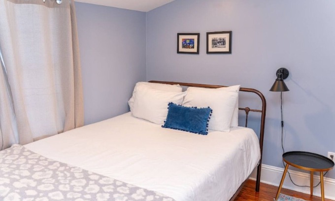 Saint Roch House | St Roch Bywater Beauty Sleeps 16+