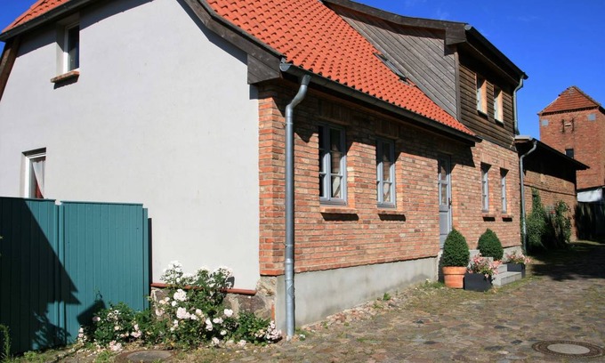 Kluetz House | Stadthaus Klütz XL