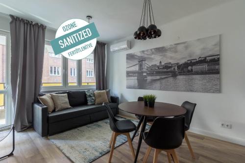 Erzsebetvaros Apartment | Standard Apartment by Hi5 - Madách