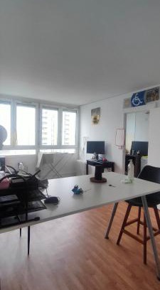 Aubervilliers House | Stanza in Ambiente Calmo e Rilassante
