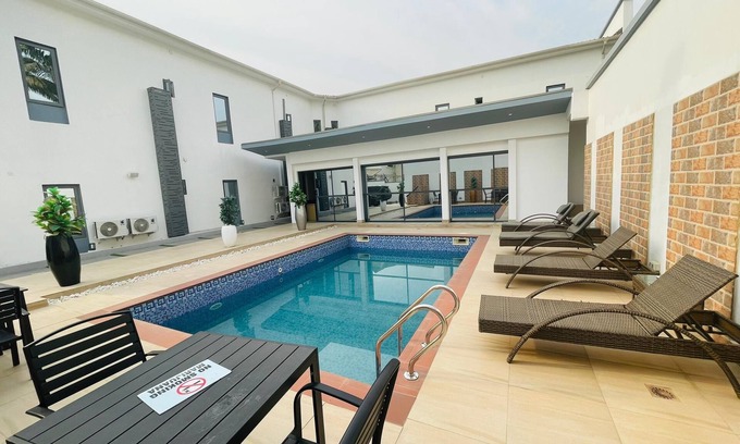 Maitama Apartment | Stay And Homely