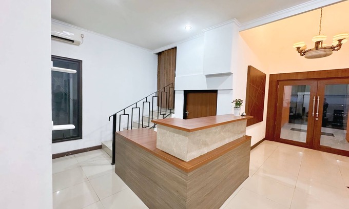 Kebayoran Lama Hotel | Stay 'd Pondok Indah