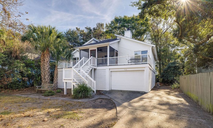 Isle of Palms House | Stay @ Here Comes the Sun on Isle of Palms