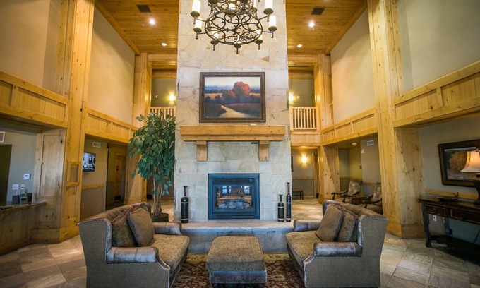 Park City Condo | Stay in Comfort while Enjoying Valley Views by RedAwning - Save 20% on 7+ Nights!