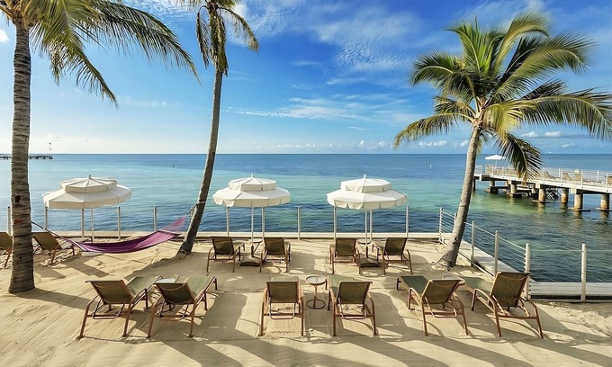 Uptown - Upper Duval Resort | Stay Minutes From Duval Street! 4 Serene Units In the Heart of Key West!