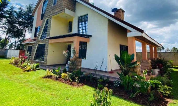Kitale Apartment | Stay.Plus Kitale Holiday Home