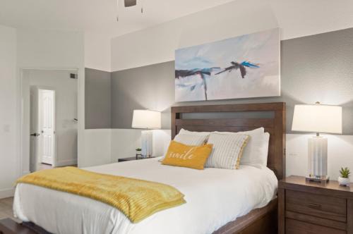 Kierland Apartment | Stay Steps from Westin Kierland - Scottsdale Pool - Parking - N390