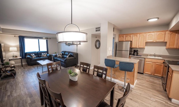 Las Vegas Strip Apartment | Stay Together Suites on The Strip - 2 Bedroom Condo 926