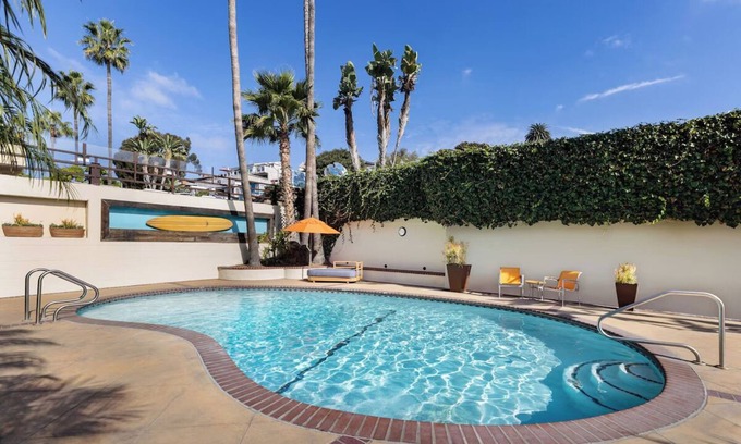 Laguna Beach Hotel | Stay Where Waves Meet Art: Beach Access, Pools & Near Main Beach Park