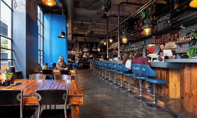 Strijp Hotel | Stayokay Eindhoven - Hostel