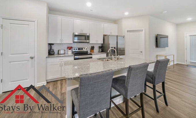 Concord House | StaysByWalker 2BR TownHome | King Beds/Fenced Yard