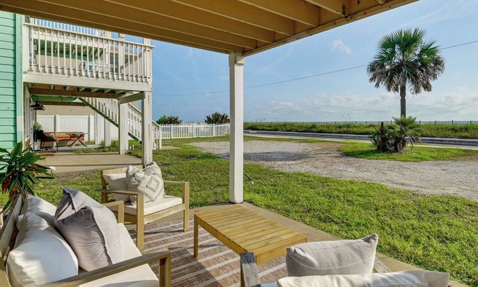 Flagler Beach Apartment | Steps to Shore: Studio w/Patio in Flagler Beach