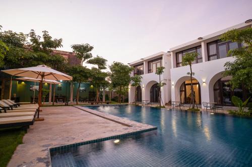 Kampot Hotel | STONE AGE Boutique