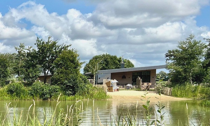 Suderdeich House | StrandHaus - the rich contrast