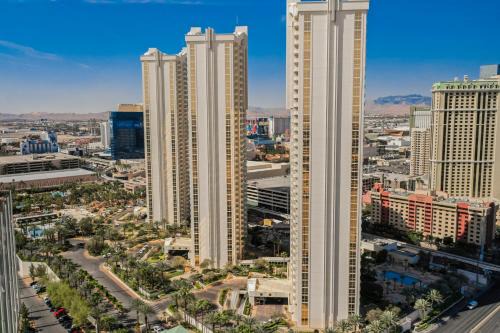 Las Vegas Apartment | StripViewSuites at Signature