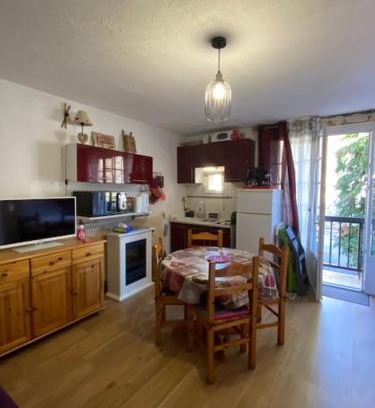 La Bourboule Apartment | Studio 2 à 4 personnes avec balcon et parking