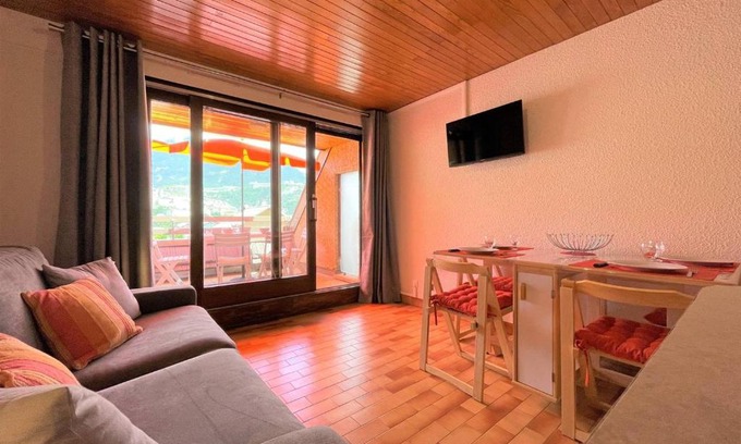 Briancon Apartment | Studio 2 étoiles pour 4 pers. avec balcon à Briançon - FR-1-330C-62