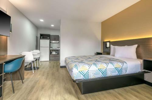 Columbus Hotel | Studio 6 Columbus GA Columbus Airport