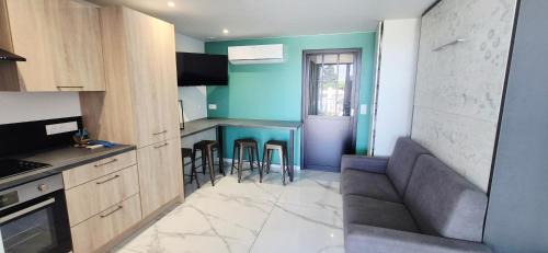 La Petite Motte Apartment | Studio 7 mn mer, refait neuf, cosy, parking, piscine