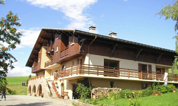 Cohennoz Apartment | Studio Apartment '5 - L'Épilobe' with Mountain View, Shared Garden and Wi-Fi