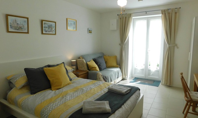 Obterre Apartment | Studio apartment Le Heron1 (with 1 bedroom) - Situated in the Loire Valley