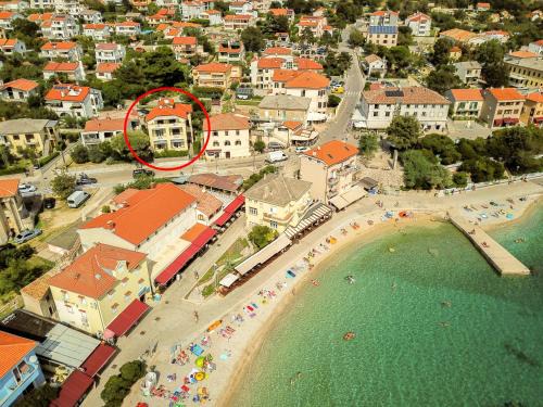 Baska House | Studio Apartments Cavrak with Terrace