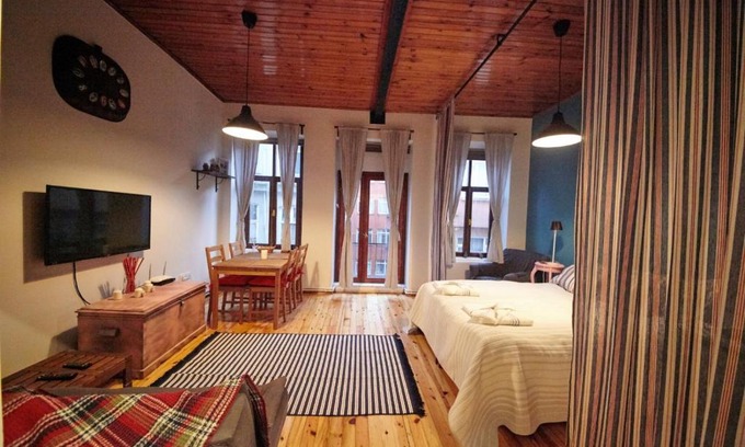 Taksim Apartment | Studio at the Heart of Taksim