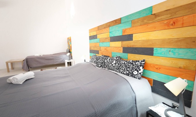Noto Historic Centre Apartment | Studio 'Basilico - Fiumara Val Di Noto' with Mountain View, Wi-Fi and Air Conditioning