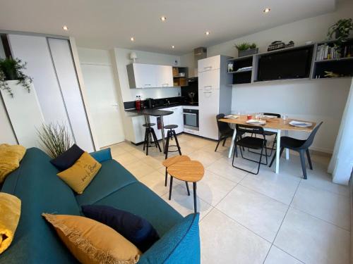 Arcachon Apartment | Studio Cabine à Arcachon avec Parking, WiFi et Accès Direct Plage - FR-1-374-219