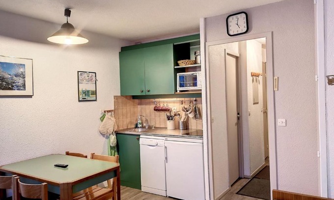 Reberty Apartment | Studio cosy pour 4 pers. avec coin montagne, ski aux pieds, bains nord, à 3 min du centre animé - FR-1-178-53