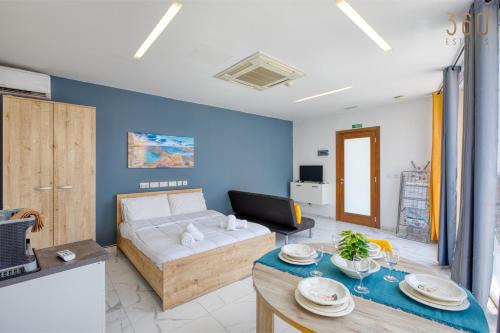 Pieta Apartment | Studio home with sofa bed close to Valletta with Wifi by 360 Estates